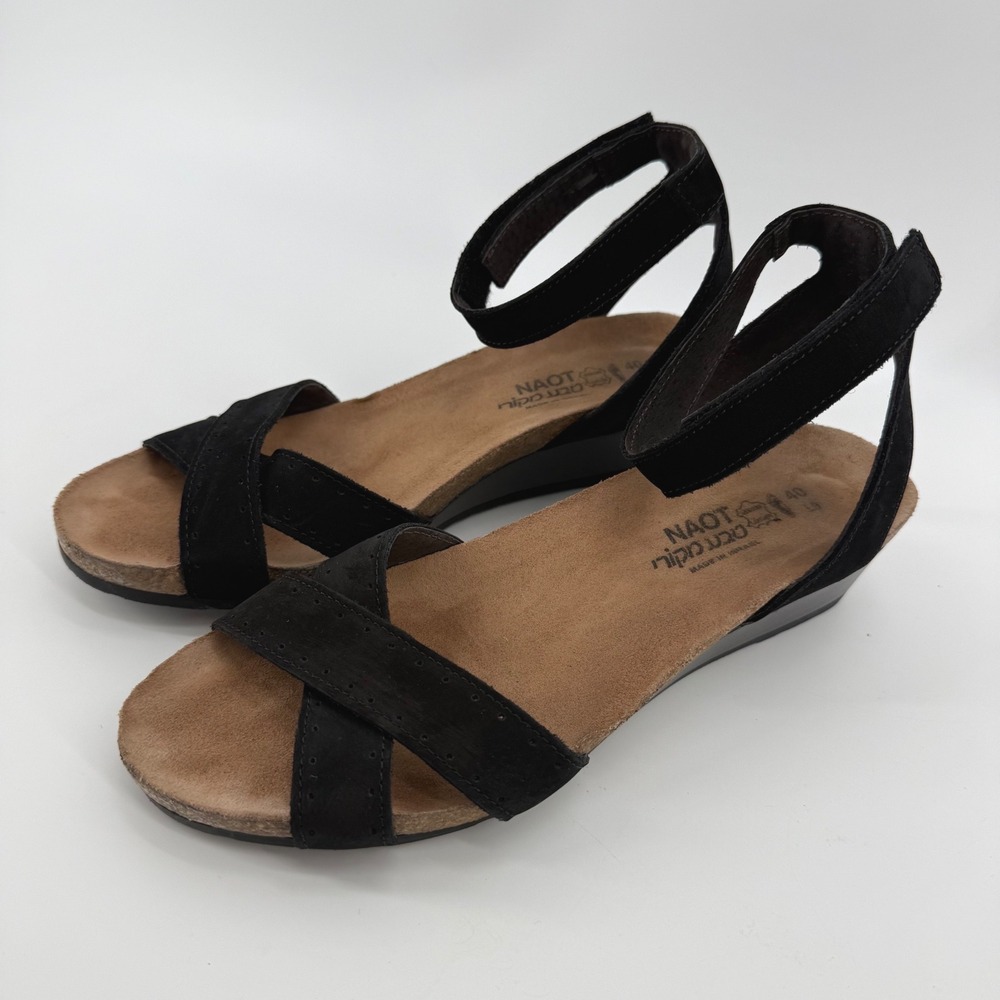 Naot Wand Black Velvet Nubuck Wedge Sandals Crisscross Ankle Strap Womens 40 L9